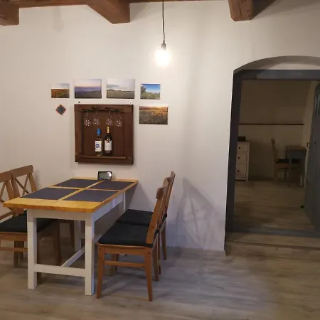 Levendula Vendeghaz Appartement *